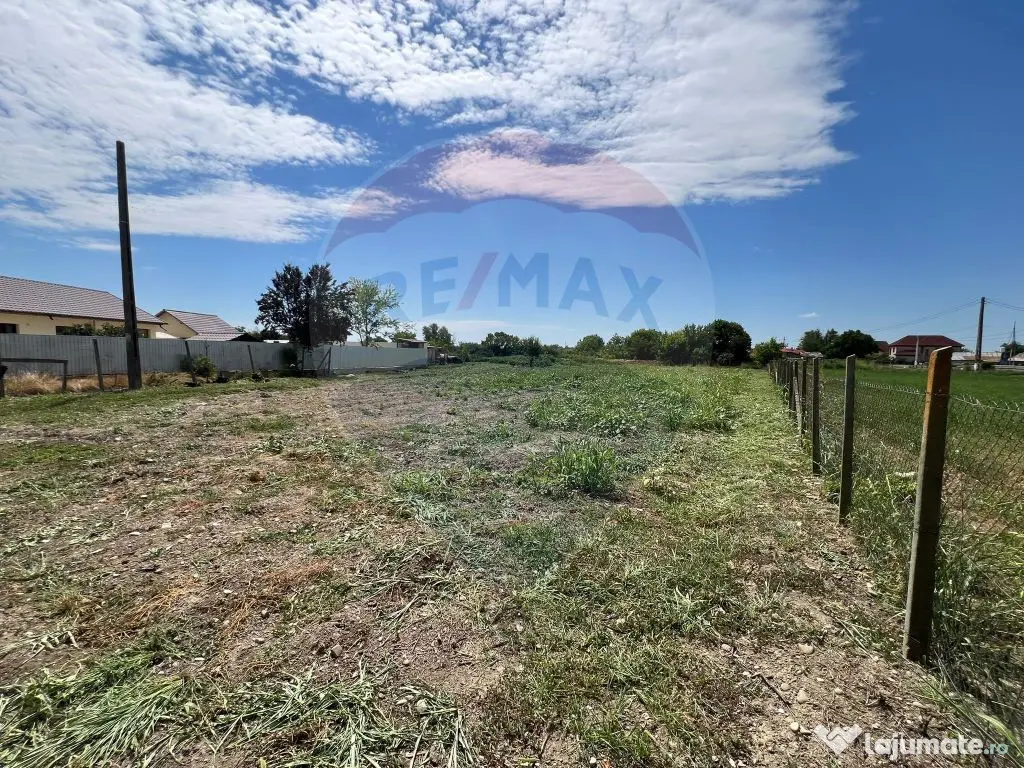 Teren 4,900mp intravilan Bizighesti