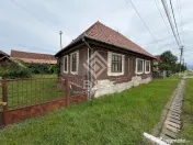 Casa de vanzare cu teren 20 ari - Rusu Bargaului 