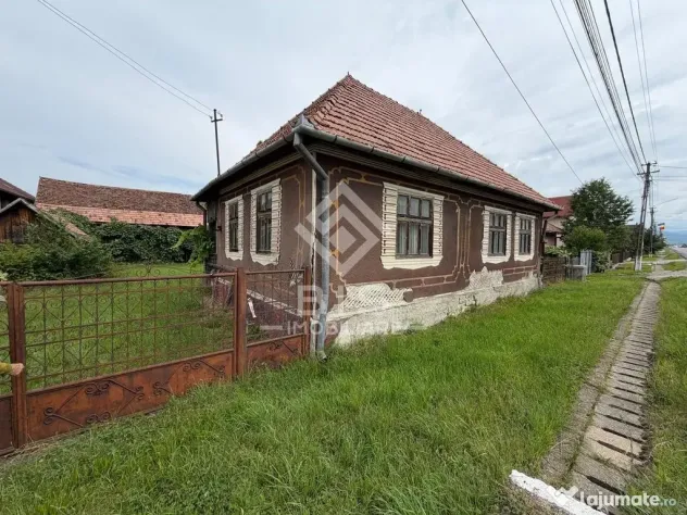 Casa de vanzare cu teren 20 ari - Rusu Bargaului