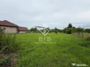 Casa de vanzare cu teren 20 ari - Rusu Bargaului 