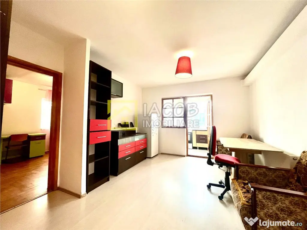 2 camere decomandate zona Stefan cel Mare Bacau