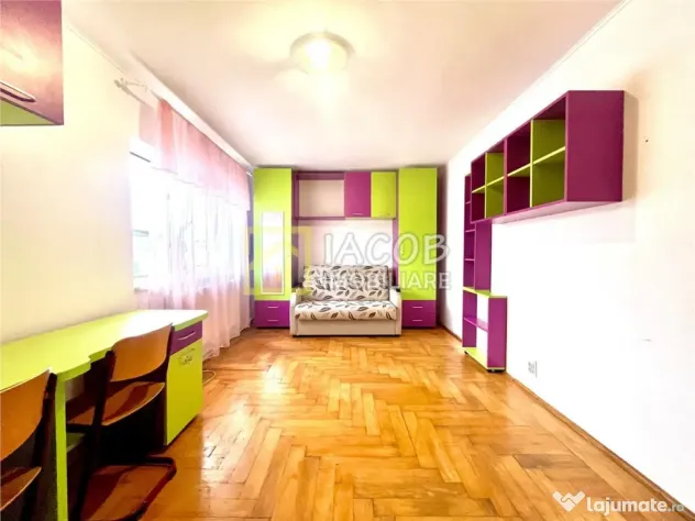 2 camere decomandate zona Stefan cel Mare Bacau