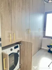 Apartament modern cu 2,5 camere, dressing și parcare inclu