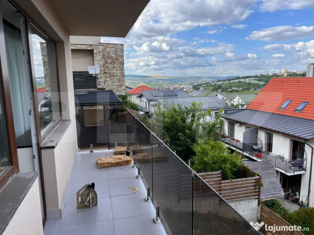 Duplex 5 camere, Lux, 157 mp, 100 mp curte, Manastur