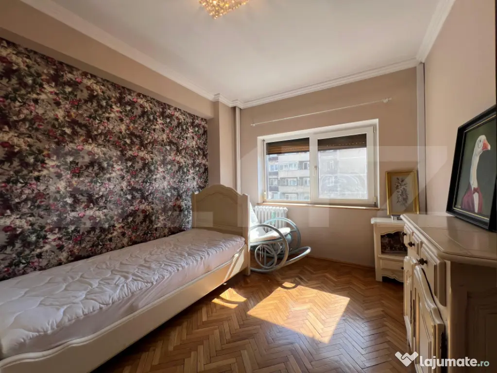 Apartament 3 camere, decomandat – Ultracentral, confort sp