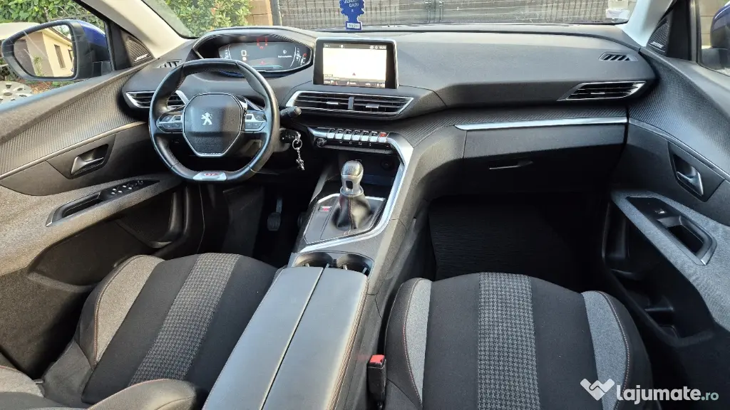Peugeot 3008 GT line 1,6 diesel 130 cp Navi Distronic Led
