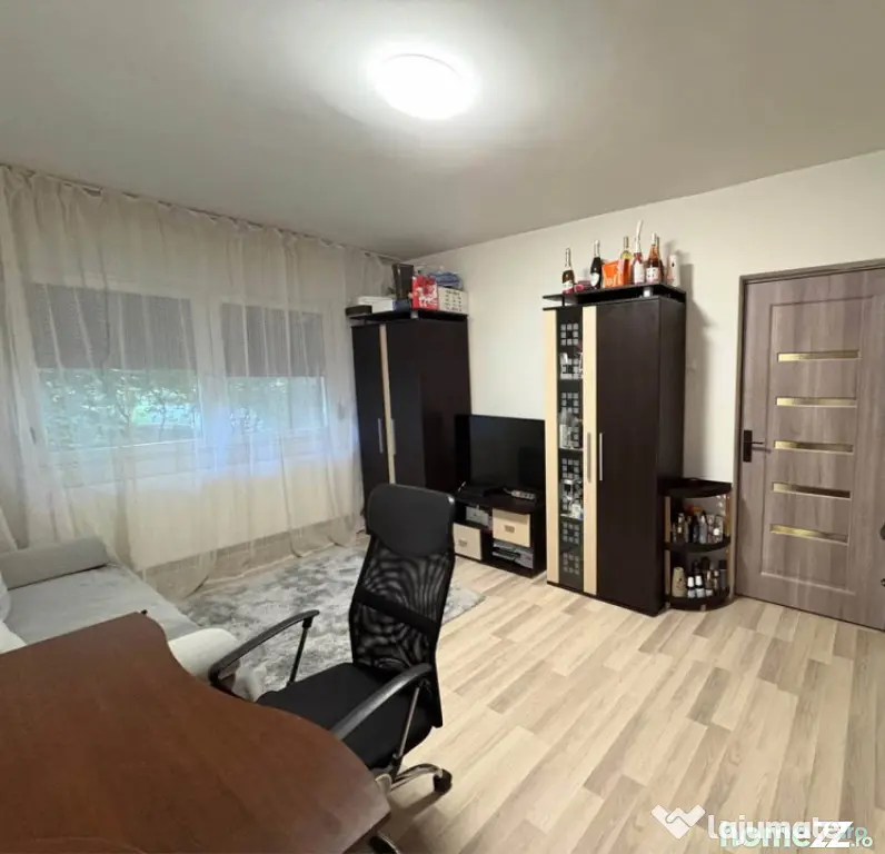 Redus Apartament 2 camere, 38.30 mp, zona Calea Bucuresti/El - Craiova (Dolj)