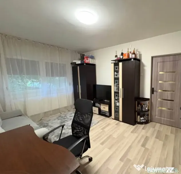 Redus Apartament 2 camere, 38.30 mp, zona Calea Bucuresti/El - Craiova (Dolj)