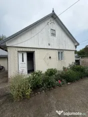 Casa individuala , teren 2100 mp , Balcauti 
