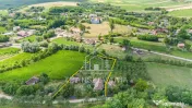 Casă tradițională cu teren de 2.560mp, în Sâmboleni, com. Cămărașu 
