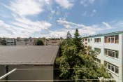 Apartament luminos cu 2 camere și parcare inclusă – Bana 