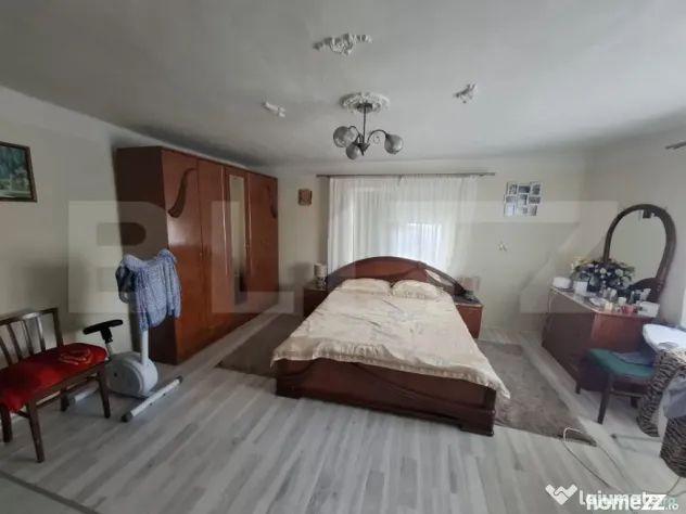 Casa 2 camere, 100 mp, anexe de vanzare, zona Gelu - Gelu (Satu-Mare)