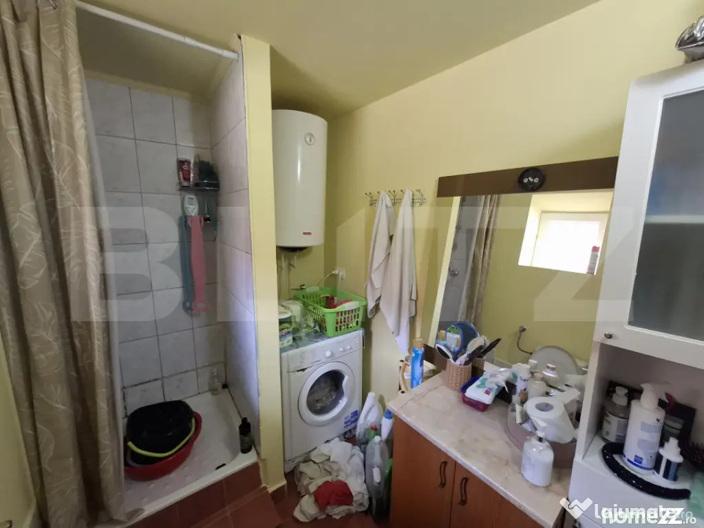 Casa 2 camere, 100 mp, anexe de vanzare, zona Gelu - Gelu (Satu-Mare)