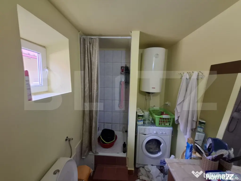Casa 2 camere, 100 mp, anexe de vanzare, zona Gelu - Gelu (Satu-Mare)