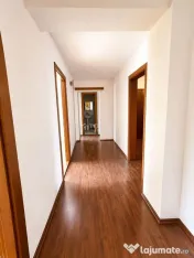 Apartament 4 camere suprafata mare zona Scriitorilor Brasov 