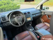 Volkswagen Touran 2.0 TDI 140 CP DSG | Panoramic | Piele | Park Assist | 2012