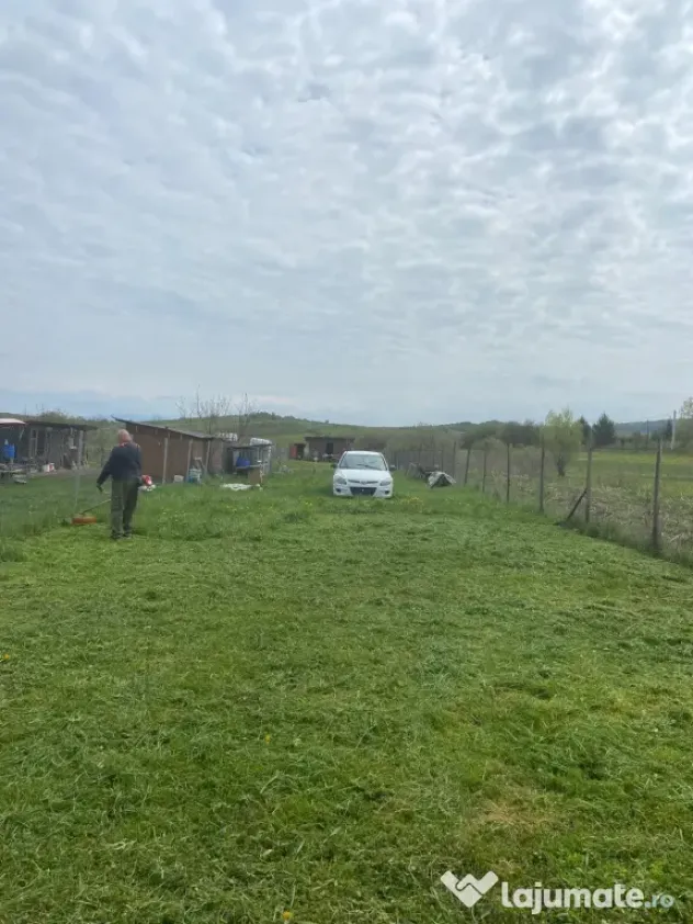 Teren extravilan de vânzare