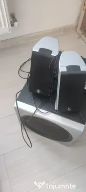 Vand sistem de boxe Logitech 2.1 Z-2300, 200W RMS
