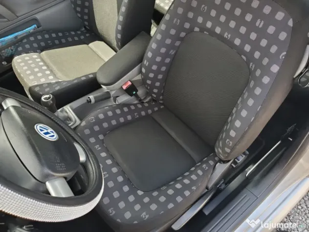 vw beetle 1.6 benzina