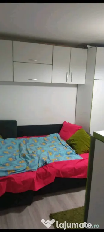 Închiriez pe termen scurt sau lung garsoniera situata în zona Tomis nord.