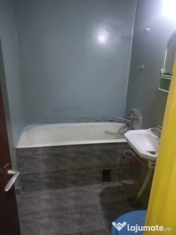 Garsoniera de vanzare, 31 mp, zona Brazda lui Novac