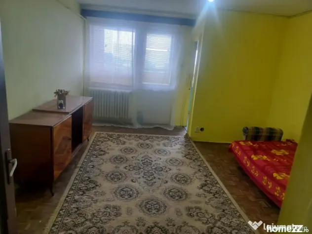 Garsoniera de vanzare, 31 mp, zona Brazda lui Novac - Craiova (Dolj)