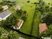 Refugiu autentic in Marcusa, 2.619 mp casa traditionala, 24 