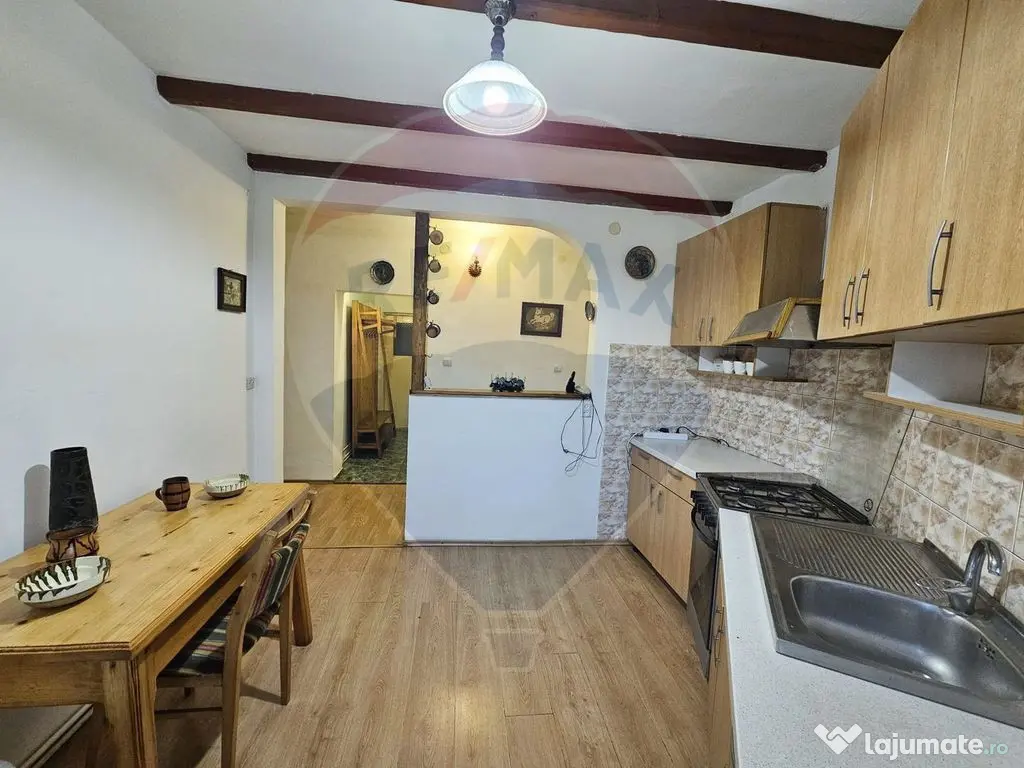 SINAIA- APARTAMENT DE VACANTA/ REZIDENTIAL- 3 camere in v...