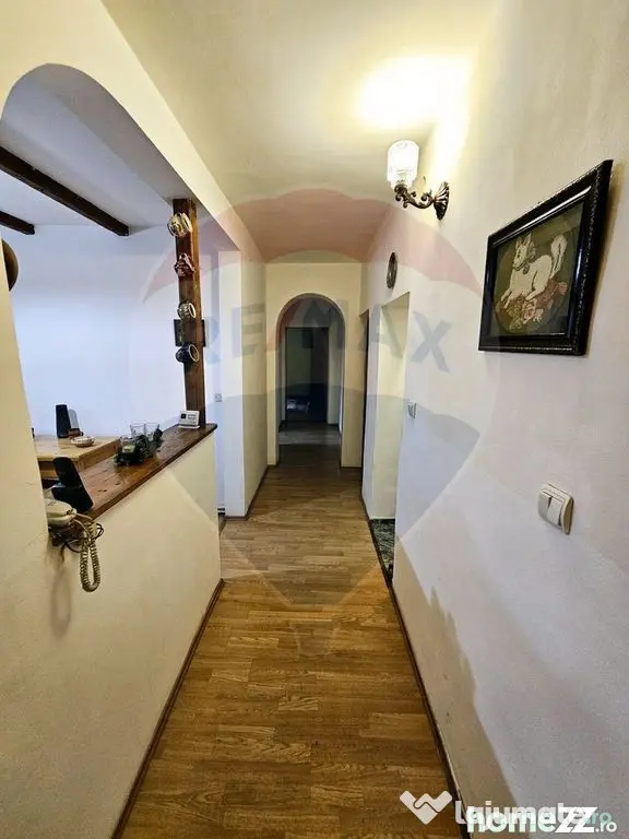 SINAIA- APARTAMENT DE VACANTA/ REZIDENTIAL- 3 camere in v... - Sinaia (Prahova)
