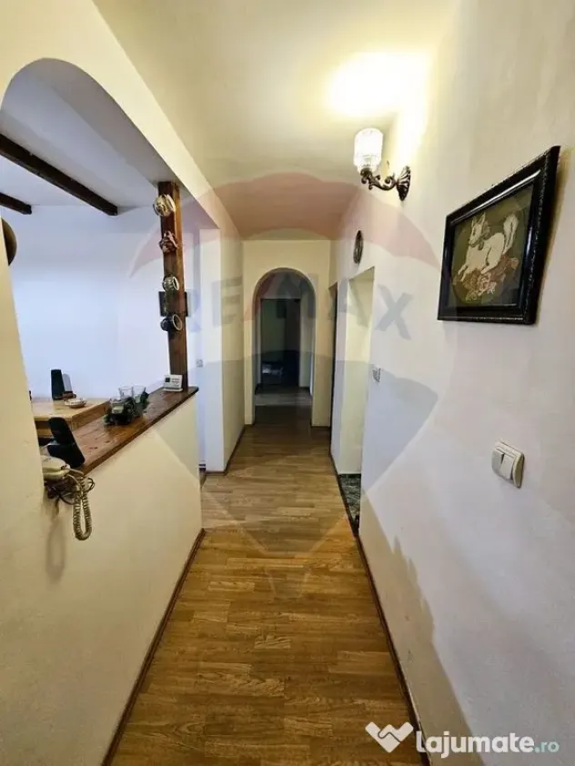 SINAIA- APARTAMENT DE VACANTA/ REZIDENTIAL- 3 camere in v...