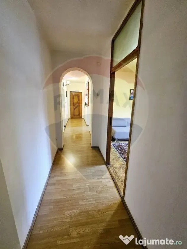 SINAIA- APARTAMENT DE VACANTA/ REZIDENTIAL- 3 camere in v...