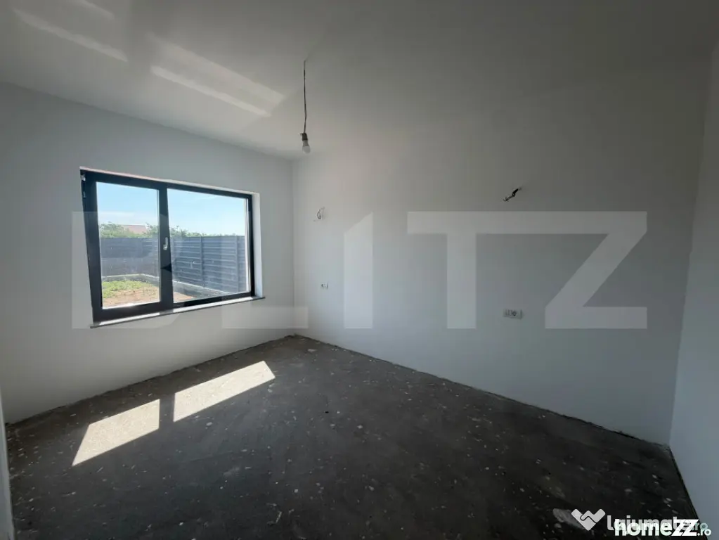 Casa individuala, 125 mp si 550 mp curte, zona Petresti - Targu Jiu (Gorj)