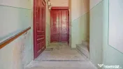 De vânzare, imobil reprezentativ / parțial, strada De M... 
