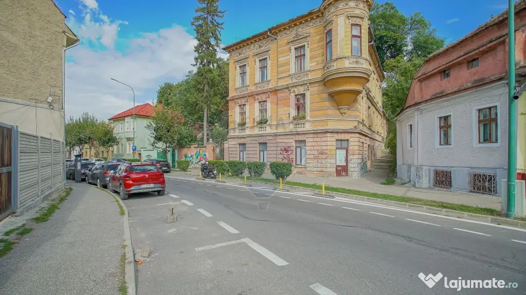 De vânzare, imobil reprezentativ / parțial, strada De M...