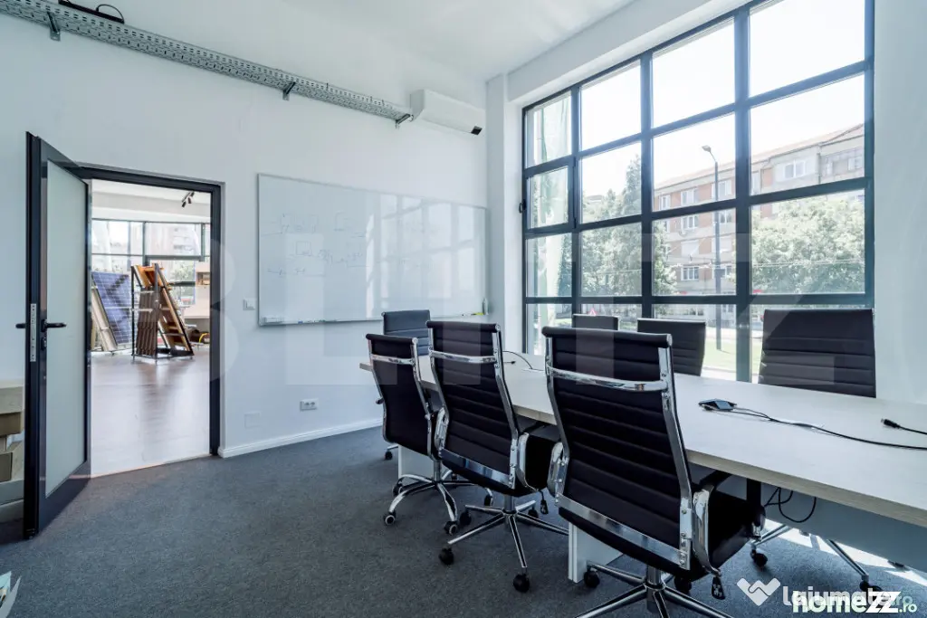 Spatiu comercial premium, de inchiriat, Birou, 182 mp, 4 pa