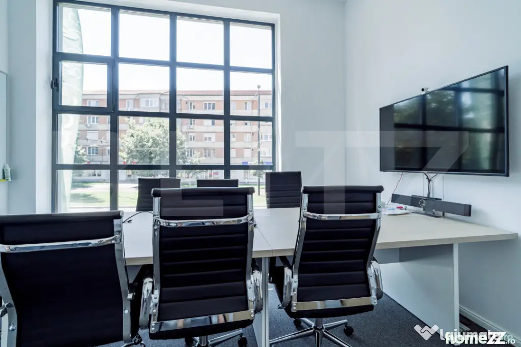 Spatiu comercial premium, de inchiriat, Birou, 182 mp, 4 pa