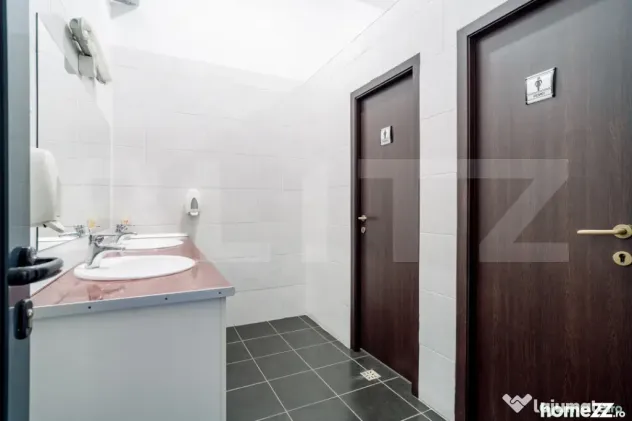 Spatiu comercial premium, de inchiriat, Birou, 182 mp, 4 pa