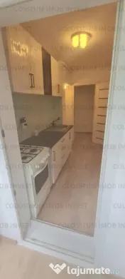 Apartament 2 camere | Renovat | Zona Tractorul 