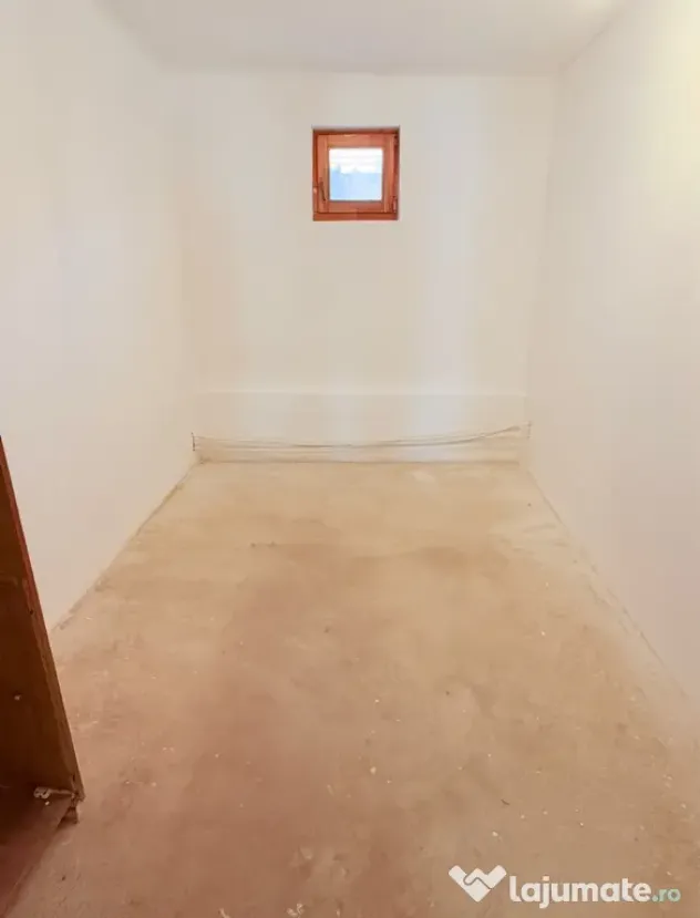 Vand casa in Paleu,Jud Bihor!3cam.,living,garaj.Teren 711mp