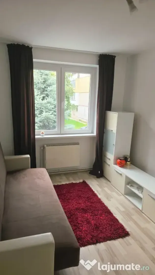 Închiriez apartament 2 camere decomandat str Luptei