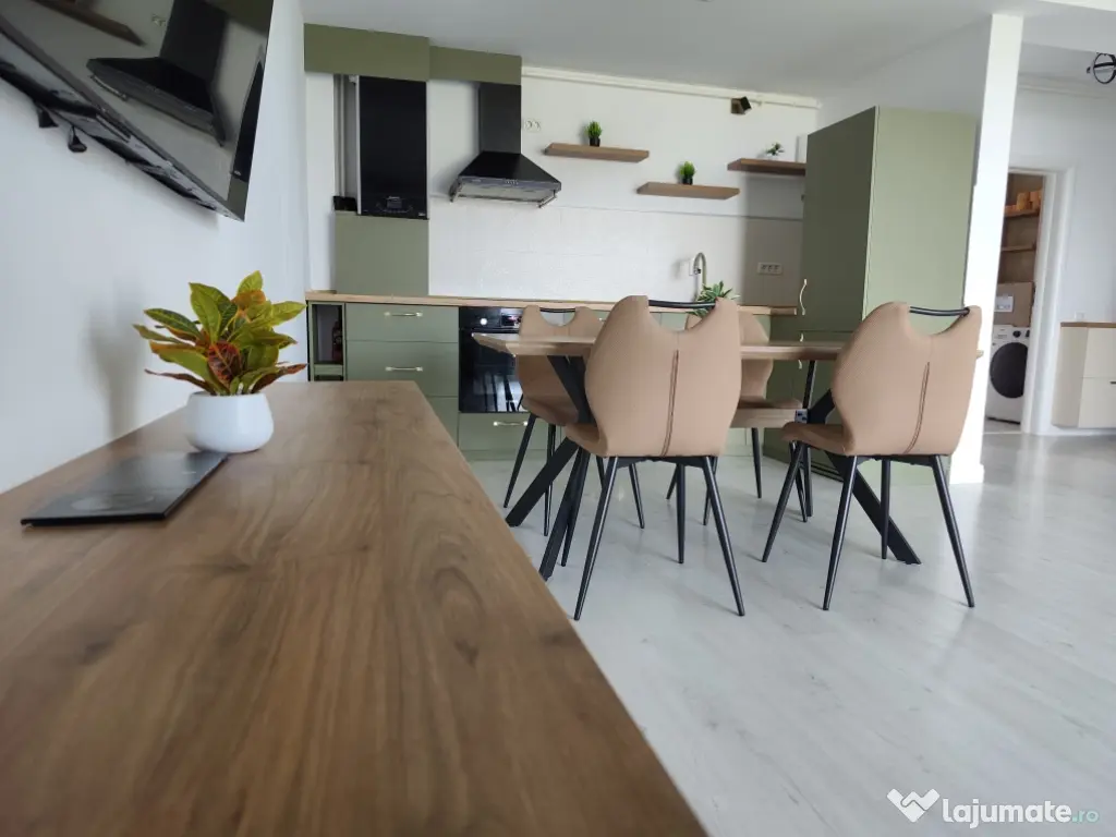 PROPRIETAR – Apartament 2 Camere Premium | Mobilat la Cheie | Vedere la Mare |Mamaia