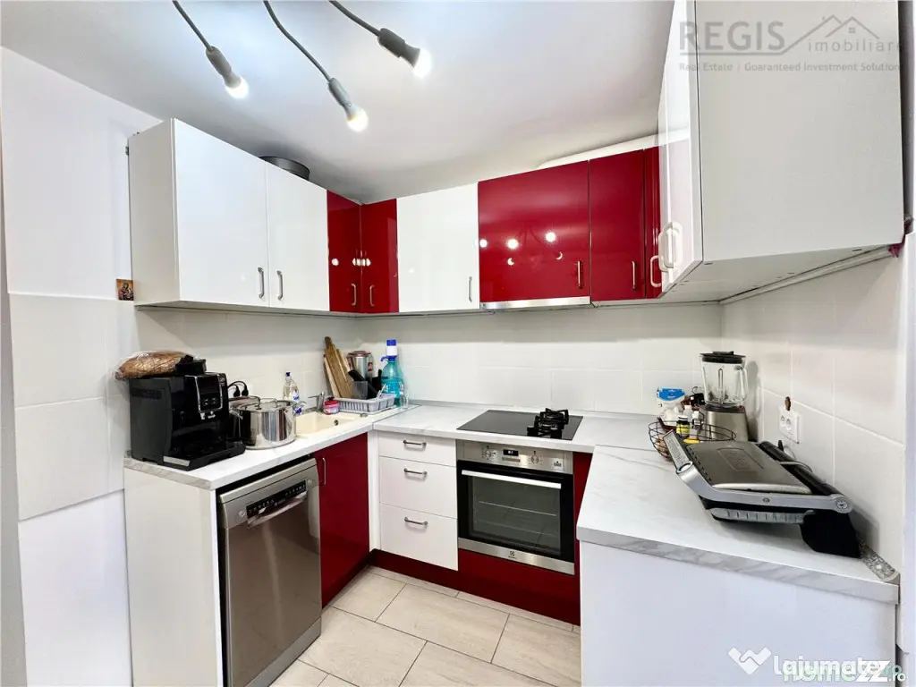 Apartament 3 camere | renovat integral | decomandat - Brasov (Brasov)