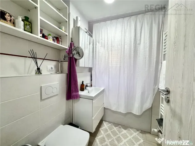 Apartament 3 camere | renovat integral | decomandat - Brasov (Brasov)