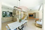 Casă modernă premium 5 camere de închiriat cartier Sub... 