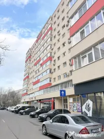 Apartament 3 camere, 74 mp, 2 băi, bloc 82, cartier Berceni
