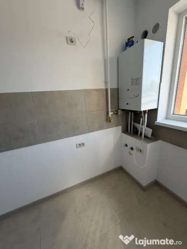 Vand apartament 2 camere Braşov-sanpetru central