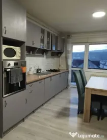 Apartament cu 3 camere, Cetate-Kaufland