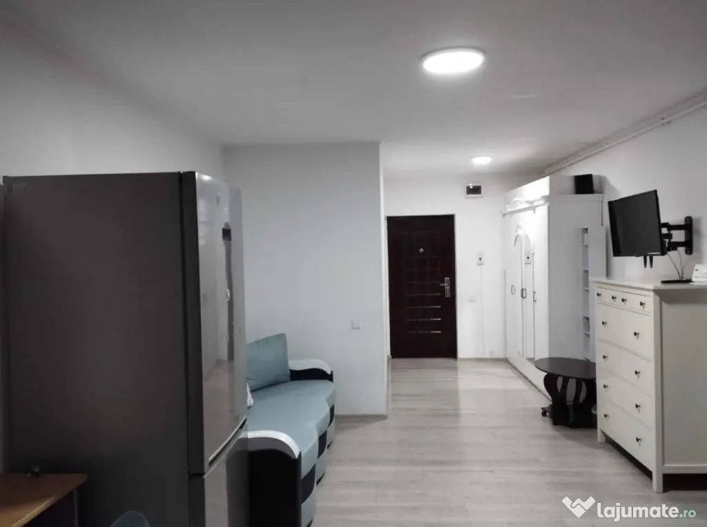 Apartament cu 3 camere, Cetate-Kaufland