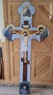 Troiță pictată în ulei pe lemn de paltin 