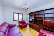 Apartament de vanzare 4 camere decomandat etaj 2 